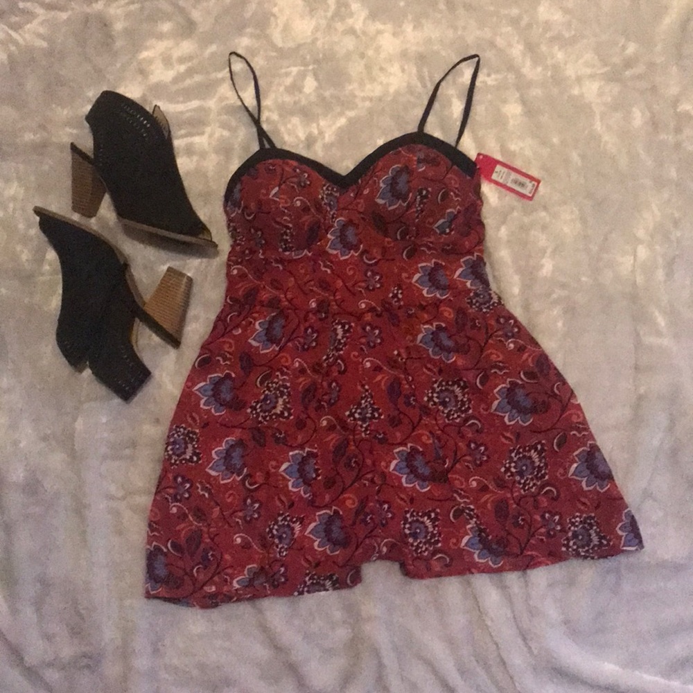 🆕 small floral romper with adjustable straps